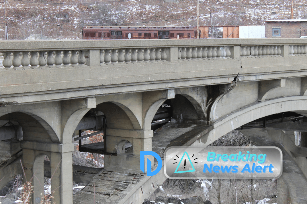 Cornish bridge connecting NH and VT where pedestrian accident happened
